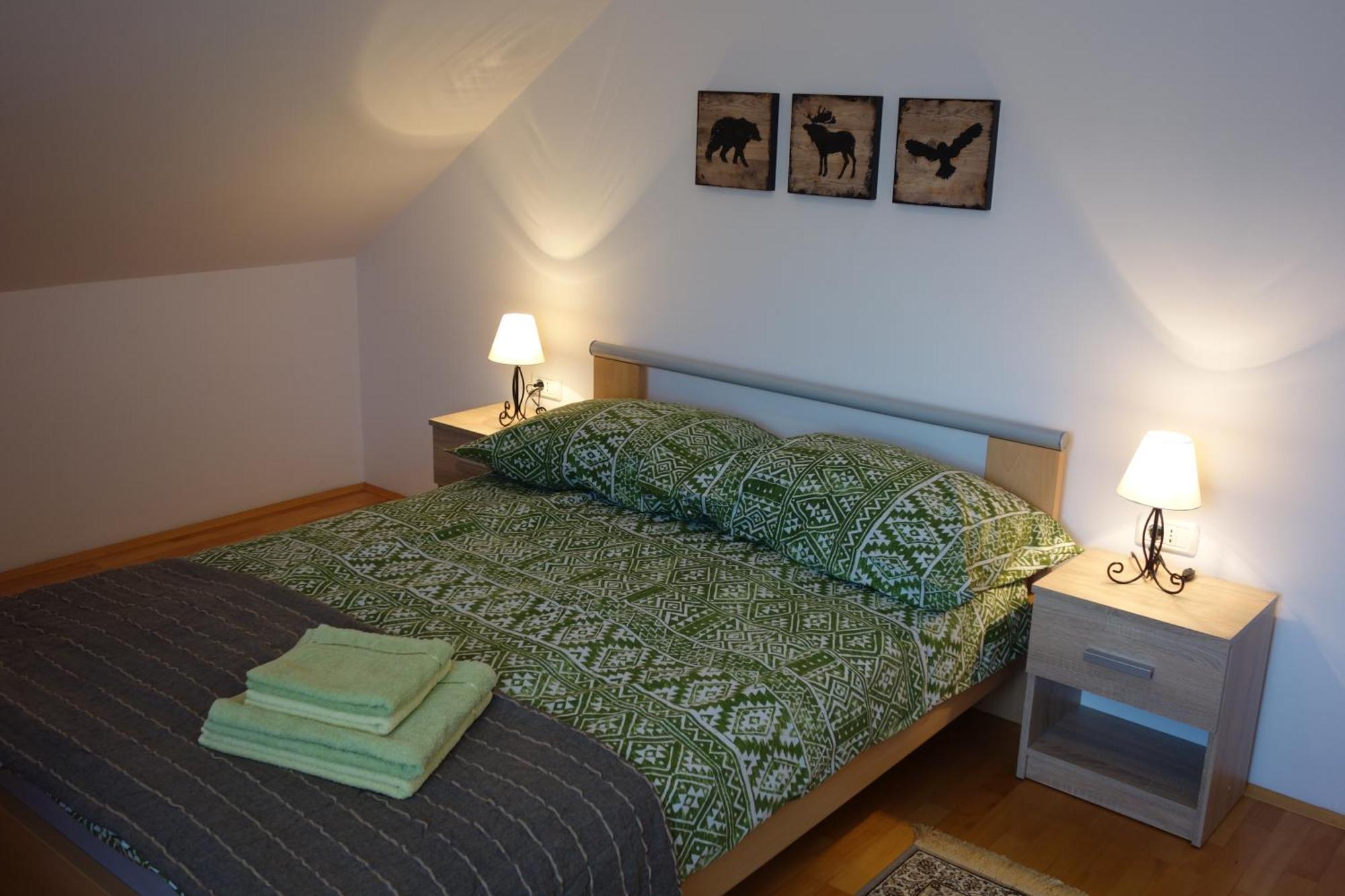 Apartment Beks Постойна Екстер'єр фото