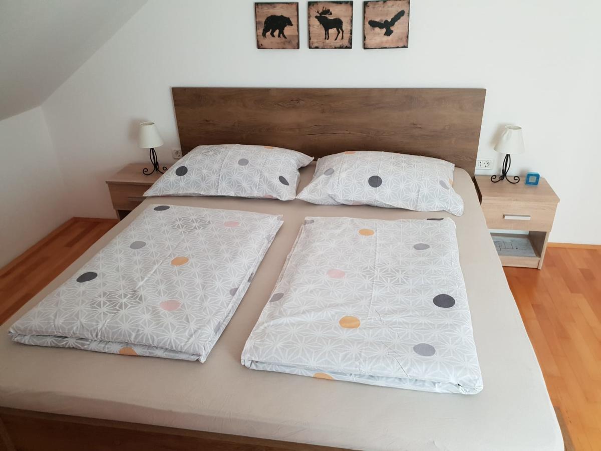 Apartment Beks Постойна Екстер'єр фото